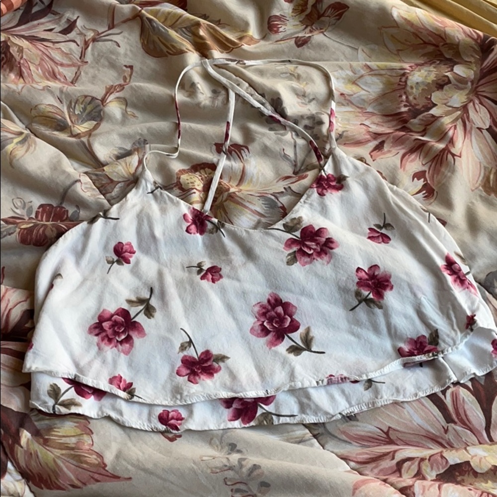 Forever 21 cropped white floral top